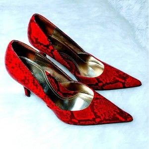Rampage Red Snake Skin Pointed Stiletto Women's Shoes US 6